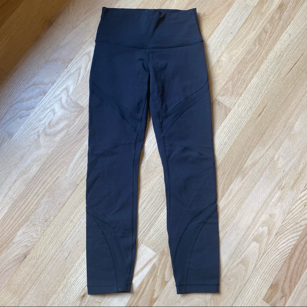 Lululemon mesh black leggings. Size 4.